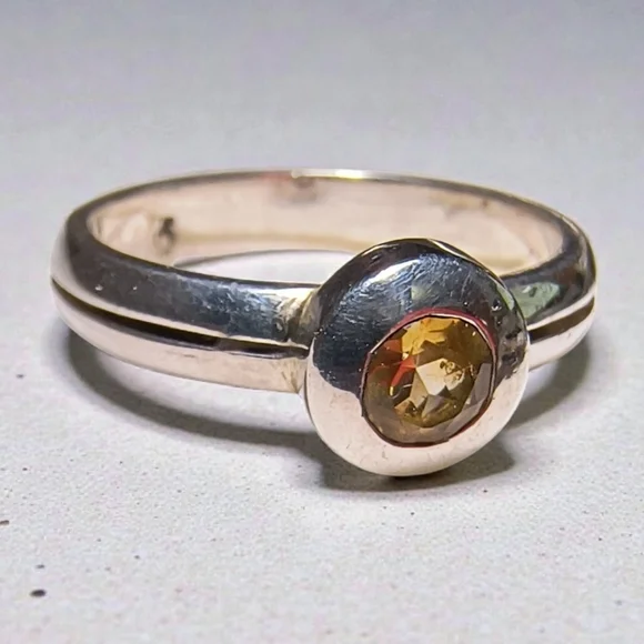 Yellow Topaz And Sterling Silver Artisan Minimalist Ring Brand New - Picture 1 of 11